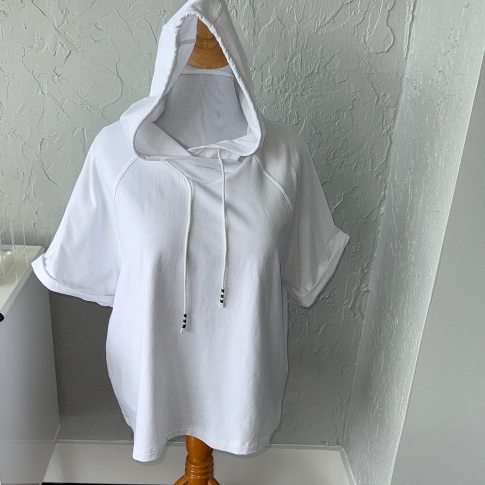 J. Jill White Hooded short sleeve sweatshirt